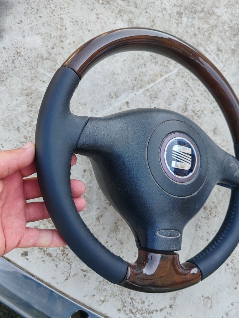 Volan lemn mahon piele mercedes w212 w204 vw golf 4 bora passat sharan