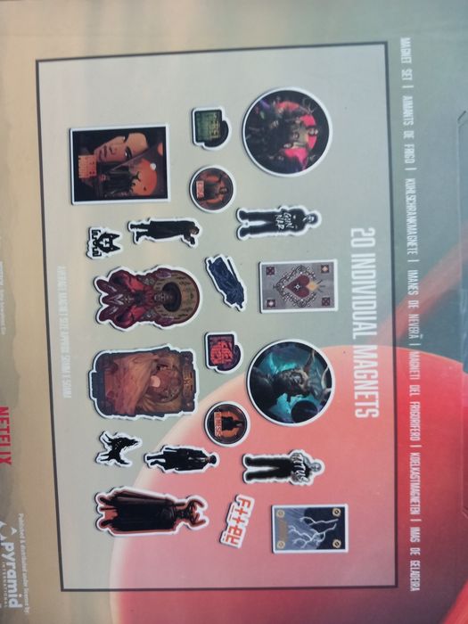 Rebel Moon magneti sau stickere noi