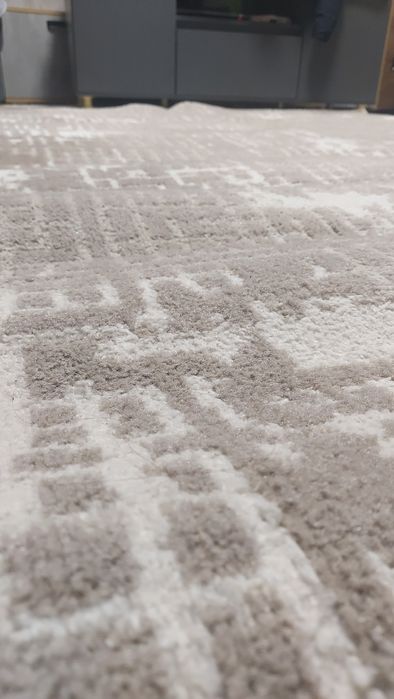 Ковёр напольный в отличном состоянии