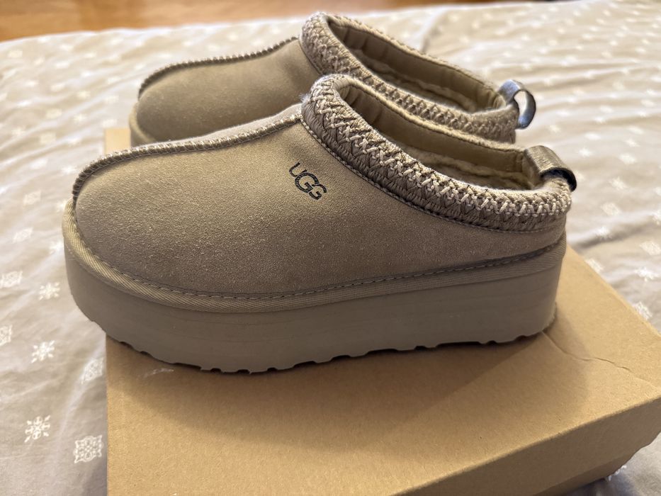 UGG Tazz II- mustard seed, in stare impecabila, fara defecte, 38