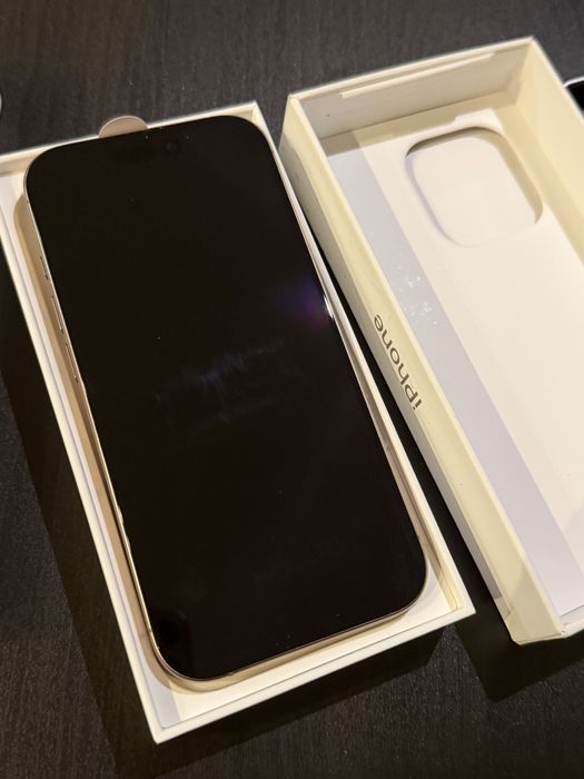 Iphone 16Pro 128 gb Desert Titanium Baterie 92%
