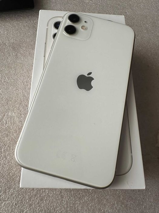 Iphone 11 Negru sau Alb Baterie 100% Liber de retea