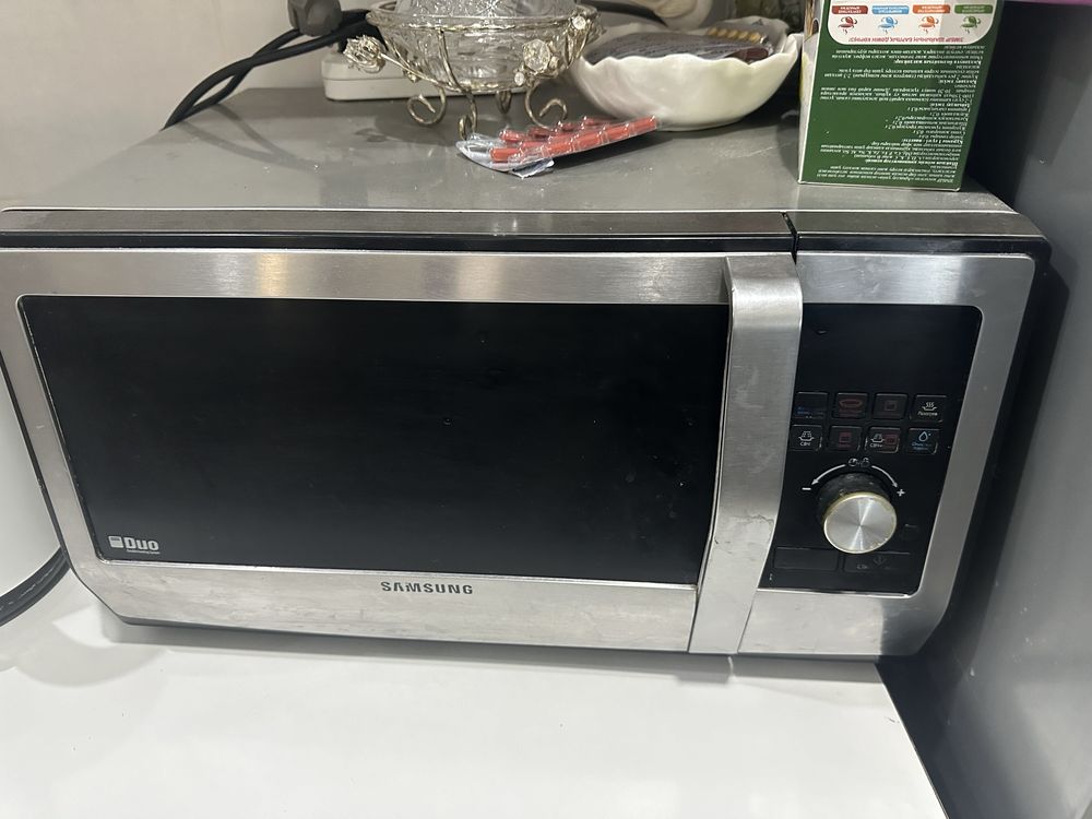 Продам микроволновую печь
