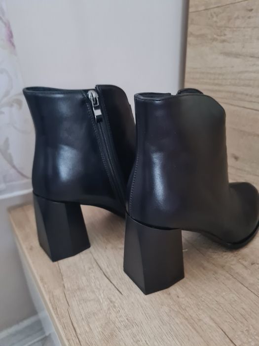 Черни боти 39 номер