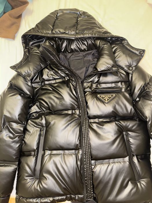 Geaca barbati Prada ,M(50),negru,livrare  personala in Bucuresti/Ilfov