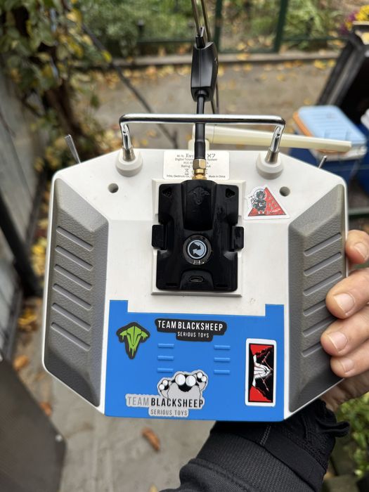 radio comanda Taranis Q X7 cu Tbs Crossfire