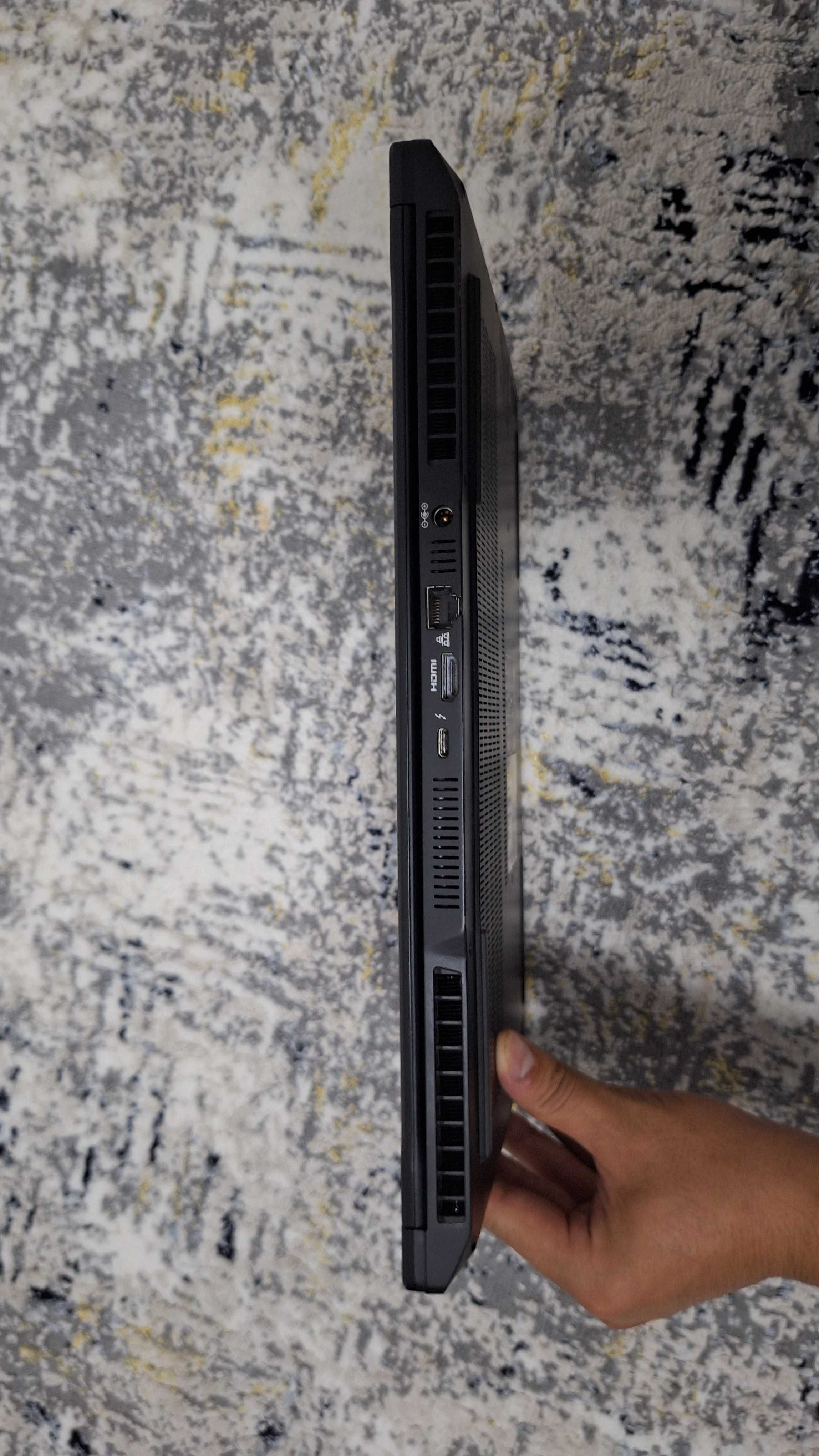 Maibenben x568 ( i7 11800H/RTX 3070/32Gb DDR4/1.5Tb M2 NVME )