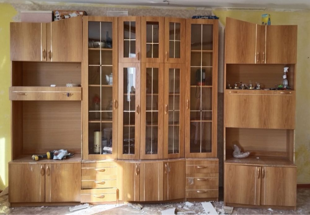 Продам шкаф гостиный стенка