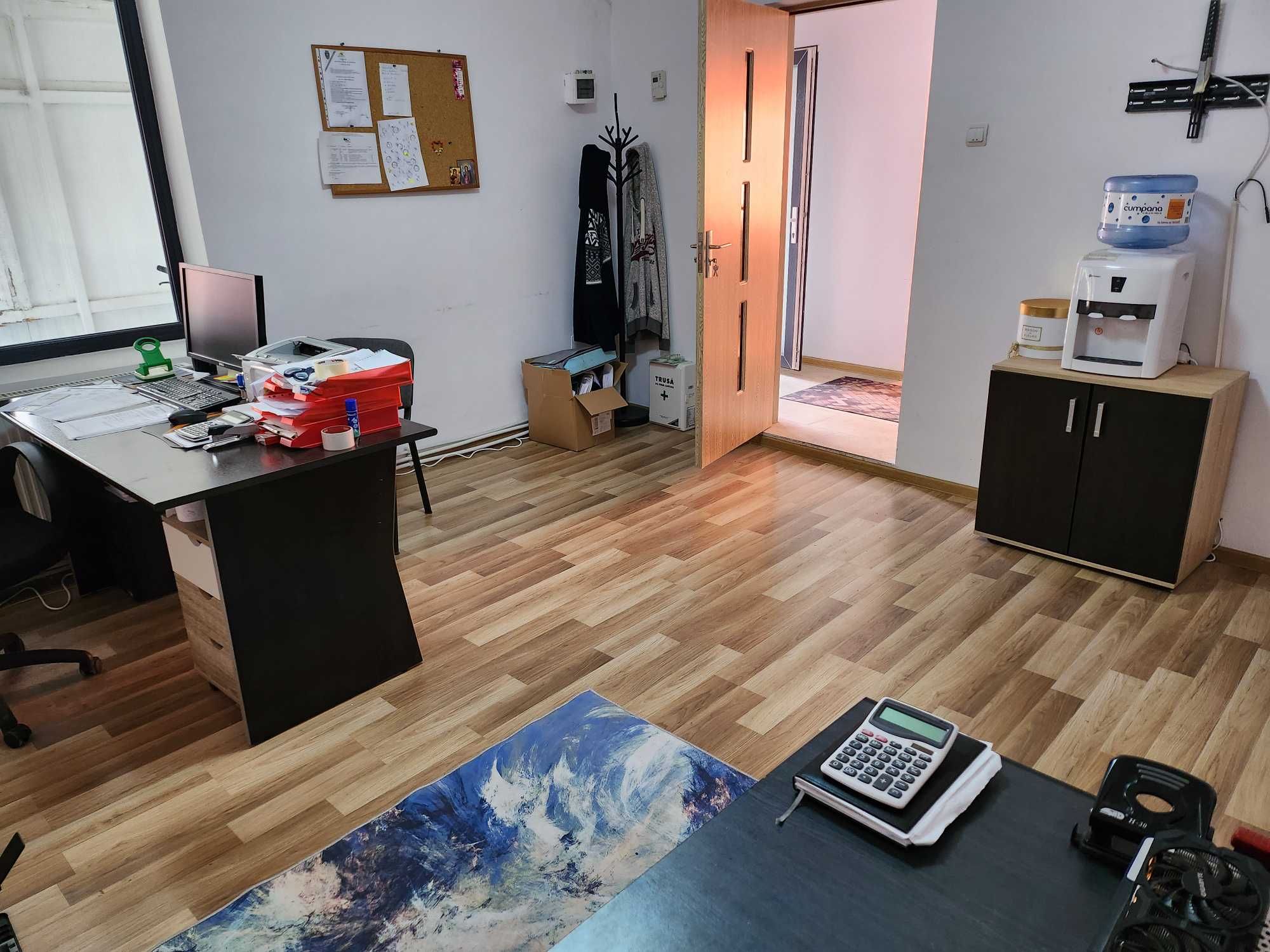 Casa de vanzare CENTRU Bacaului Locuinta + Afacere