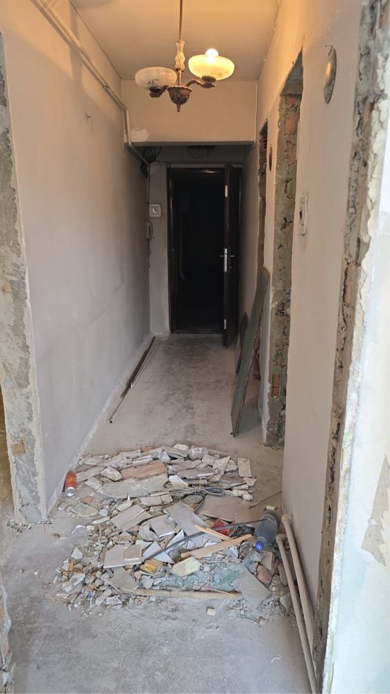 Apartamnet 1 camera decomandat Eremia Grigorescu