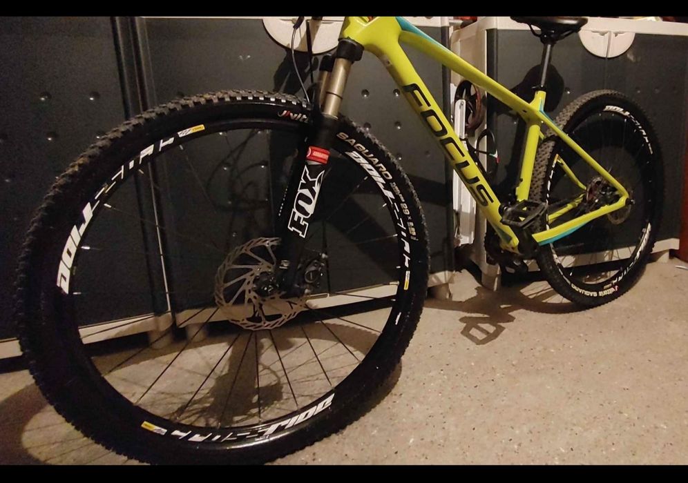 Mountain-bike Focus Raven Carbon