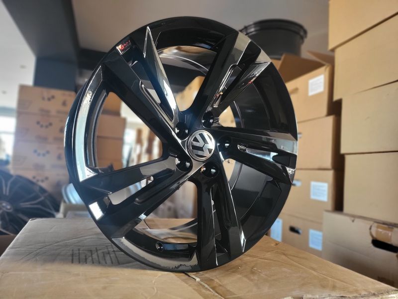 18цола Vw Volkswagen Фолксваген 5x112 4бр