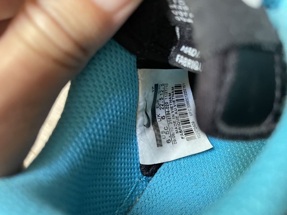 Детски обувки / маратонки Nike, номер 22
