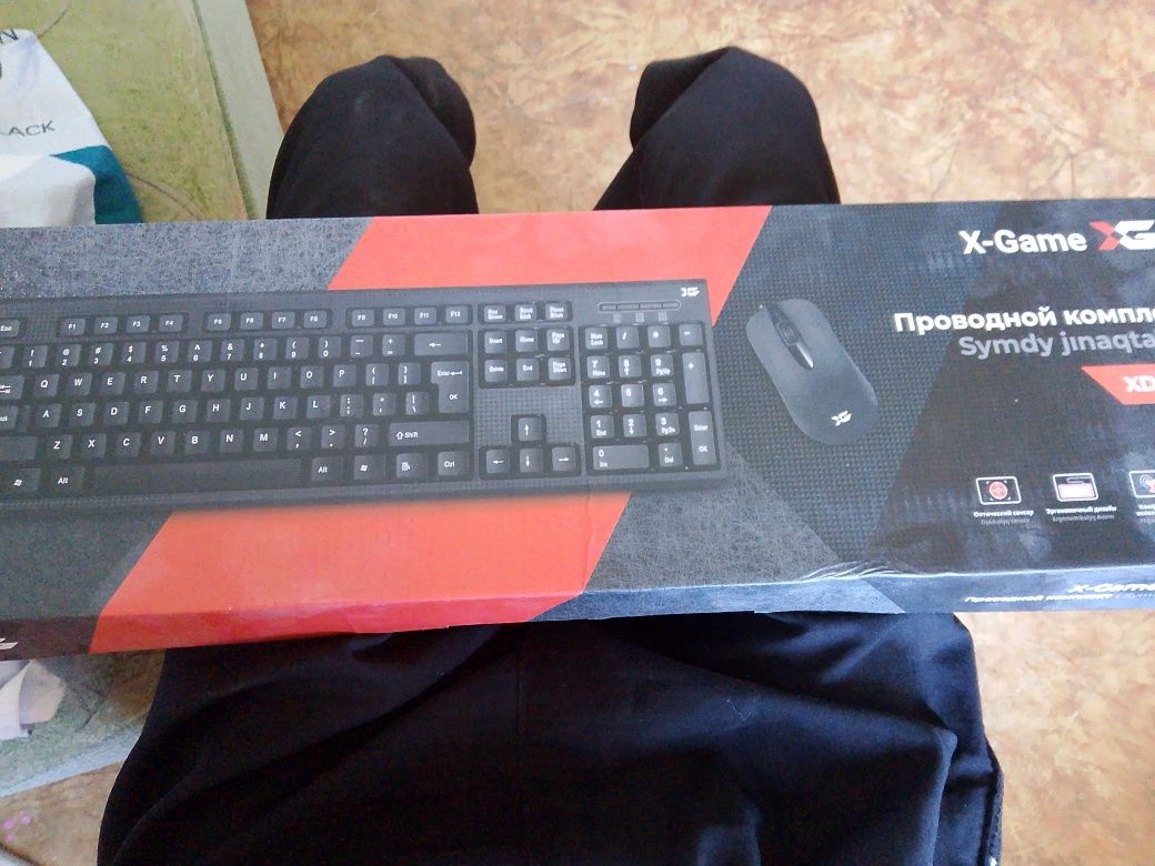 Продам новый клавиатура и мышь