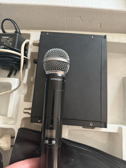Продам микрофон Shure