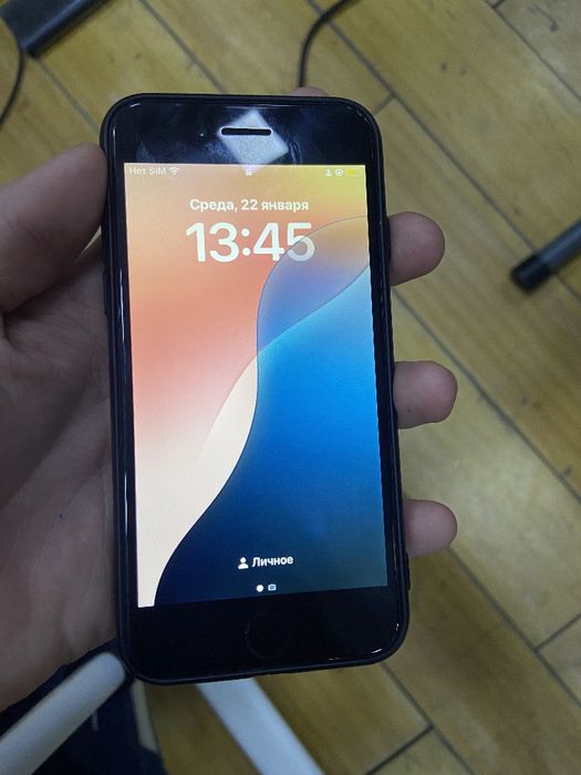 Iphone Se2020 продам