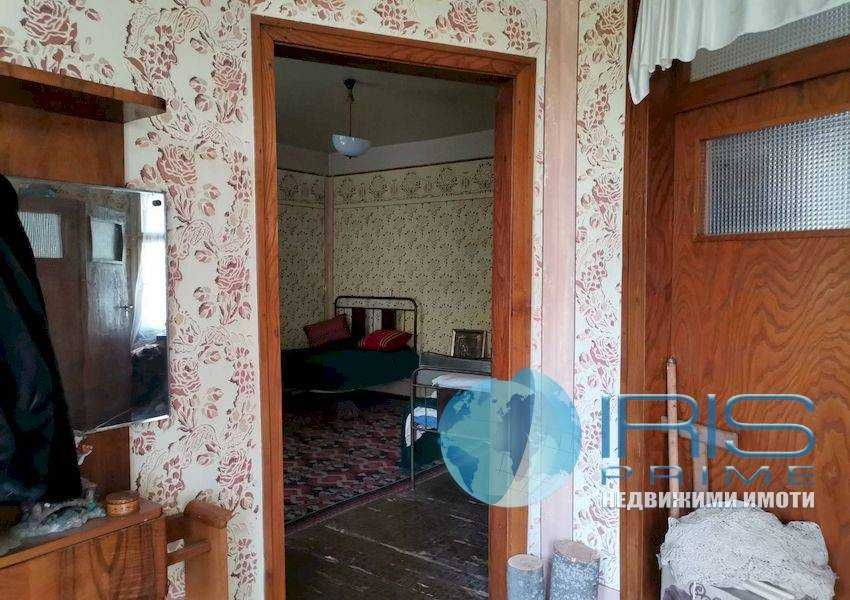 Продажба на селски имот с. Осмар