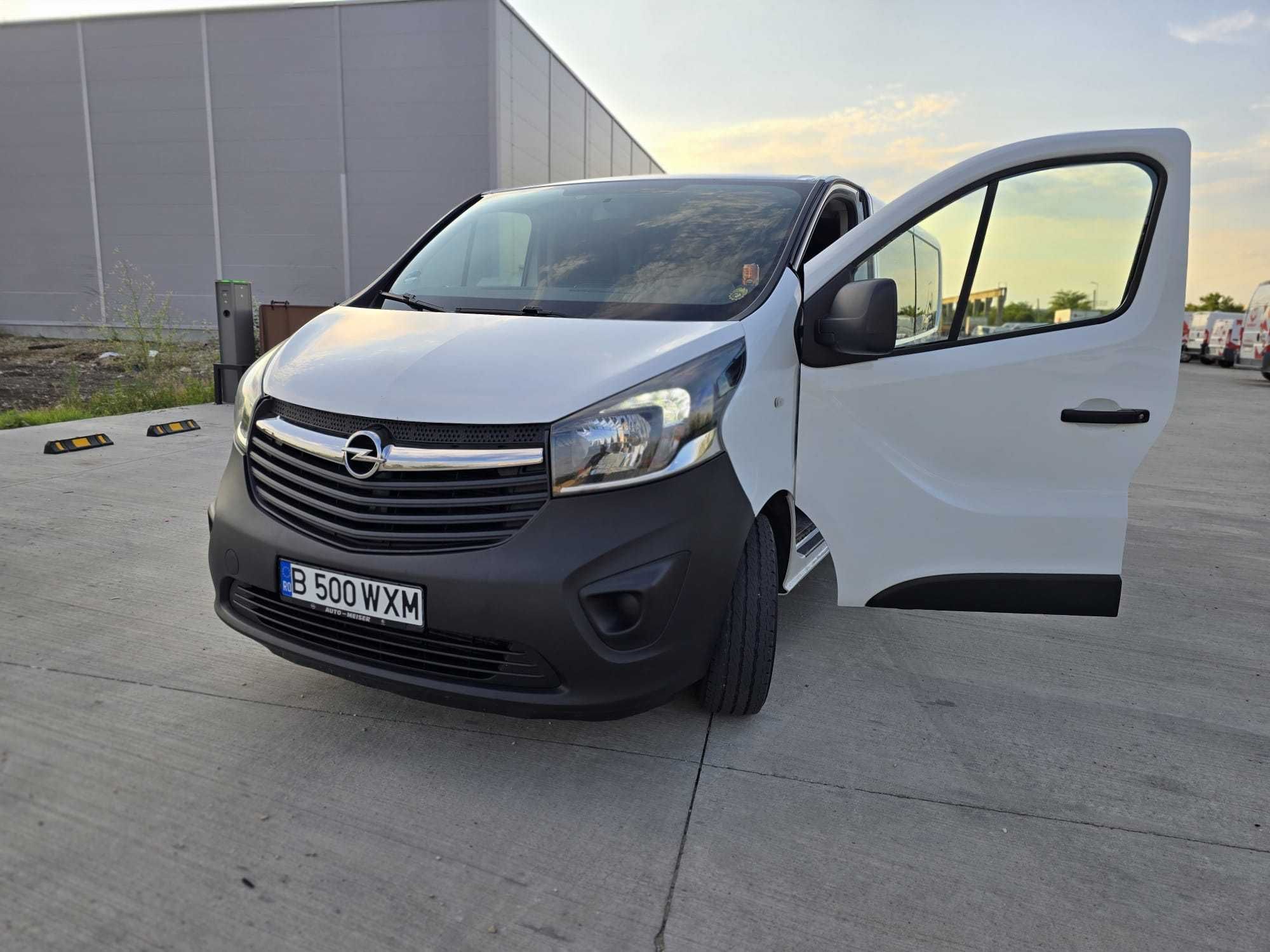 Opel Vivaro 1.6 CDTi – 121 CP – 8+1 Locuri – 2019