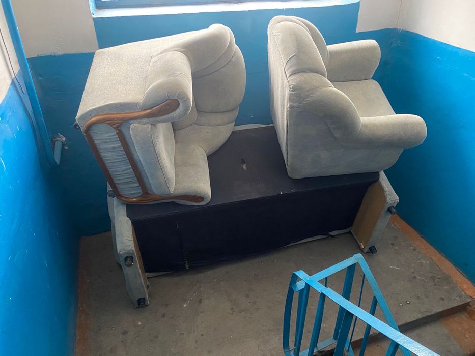 диван, стиральная машина