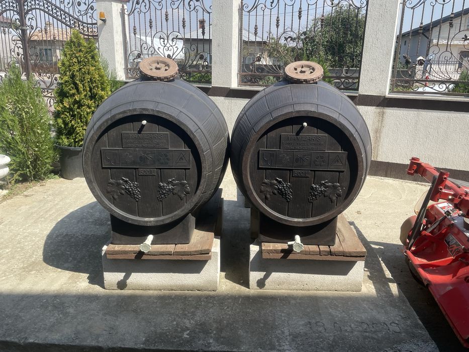 Vand butoaie de 500l