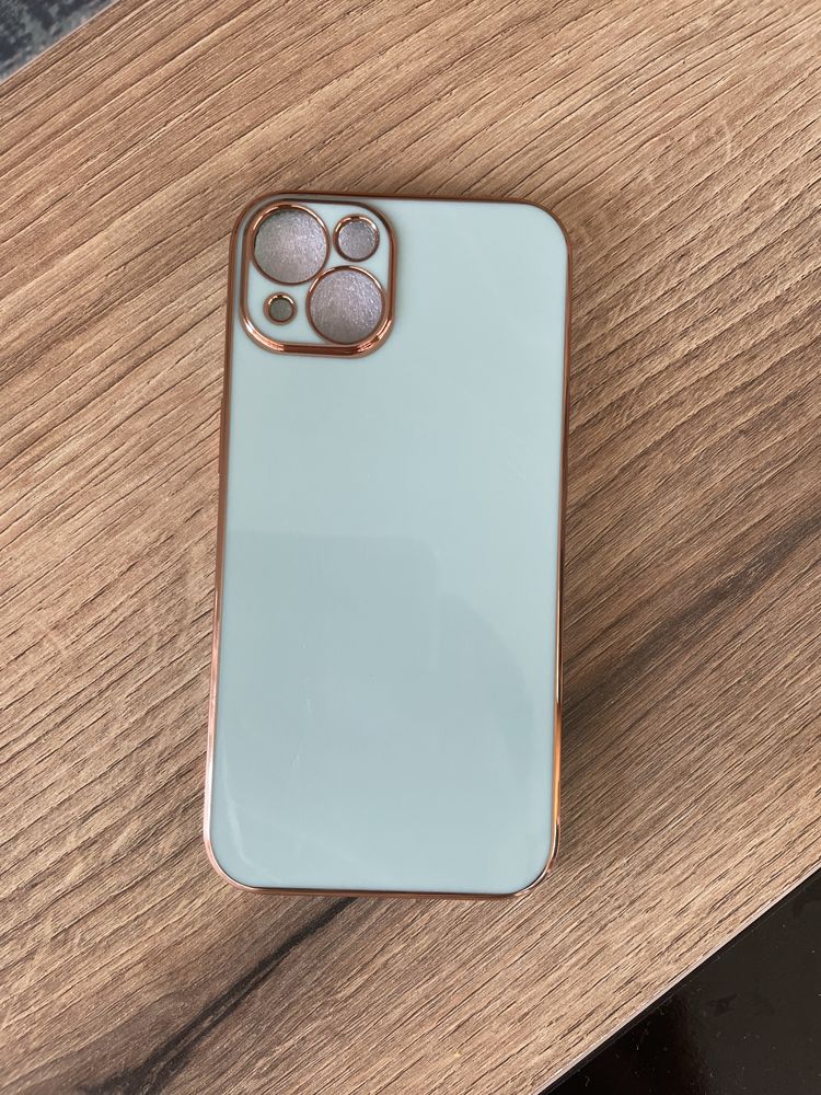 Два нови кейса за Iphone 13