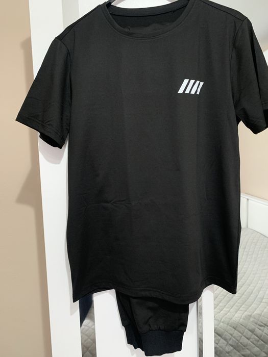 Нов мъжки комплект