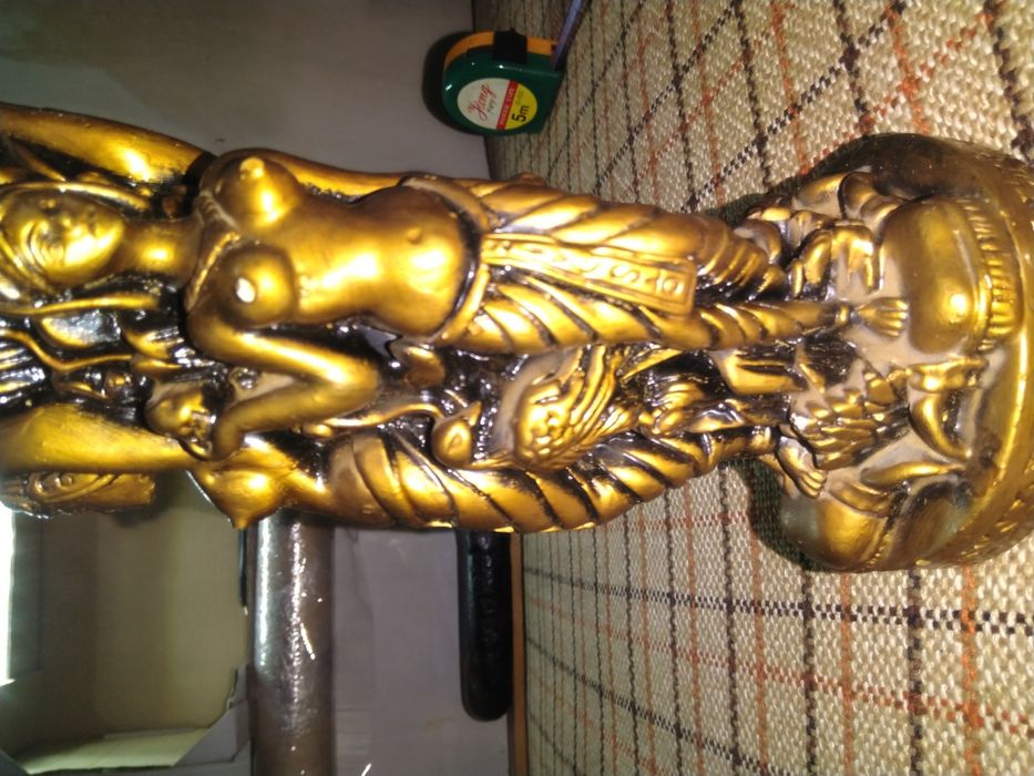 Много красиви гипсови свещници