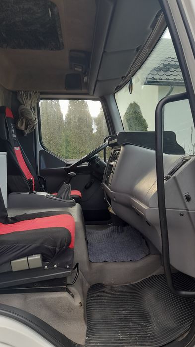 Renault vând sau schimb180dci 7,5t 2600€ 04