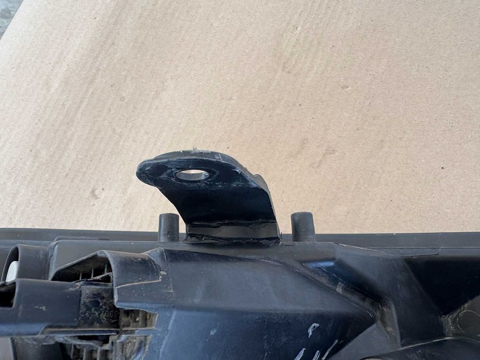 Far stanga Dacia Logan / Sandero 2 facelift dupa 2018 original