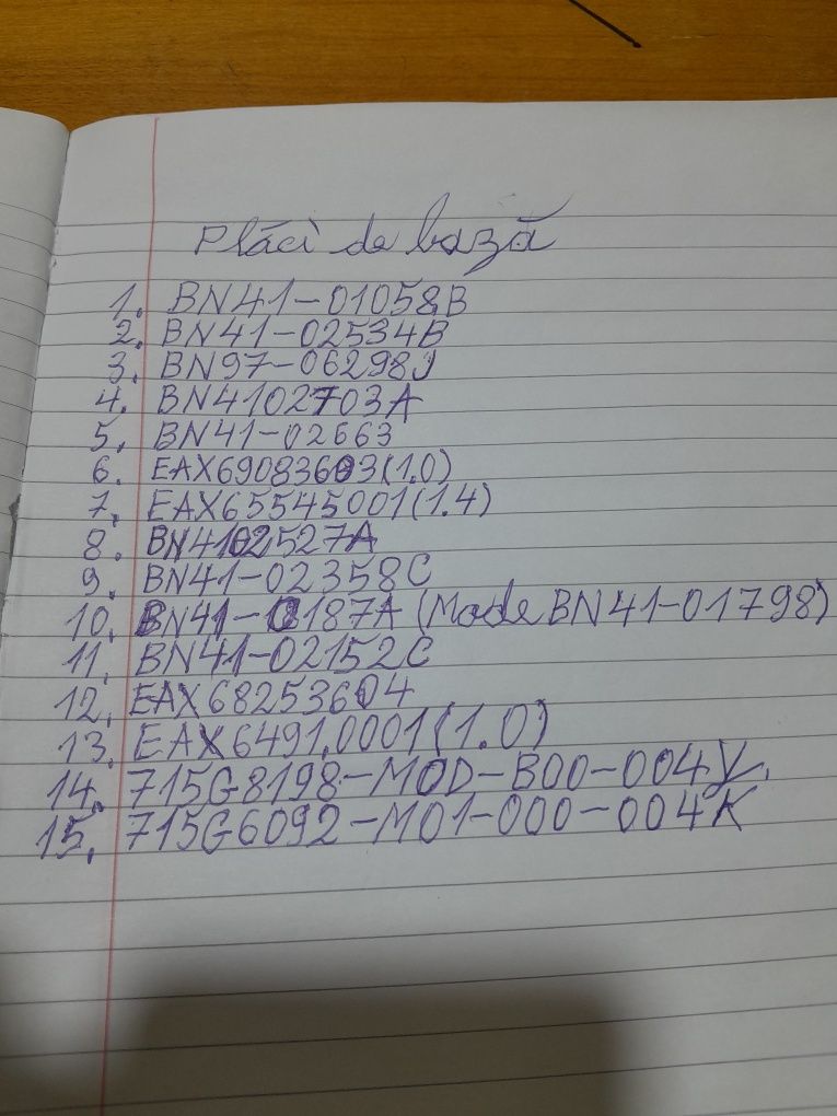 Vând diferite plăci de bază pentru TV LED