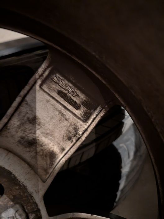 Jante originale Seat Altea / Altea xl cu Bridgestone iarna 225/45R17