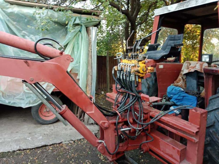 Brat retroescavator cu prindere in 3 puncte pentru tractor NOU