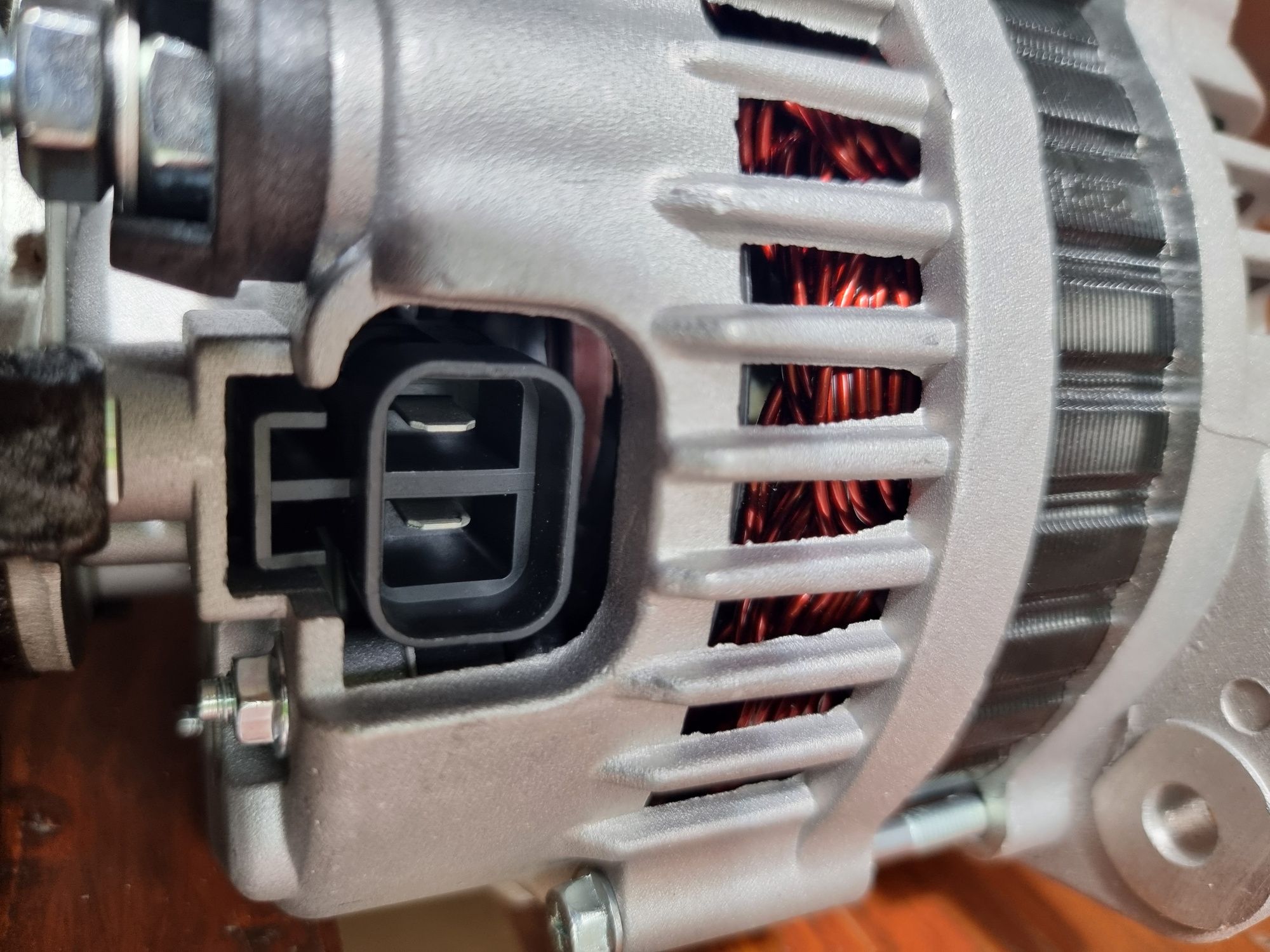 Alternator NOU cu pompa vacuum Opel Astra H 1.7 CDTI Z17DTL Z17DTH