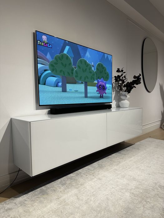 Comoda/Stand tv suspendat