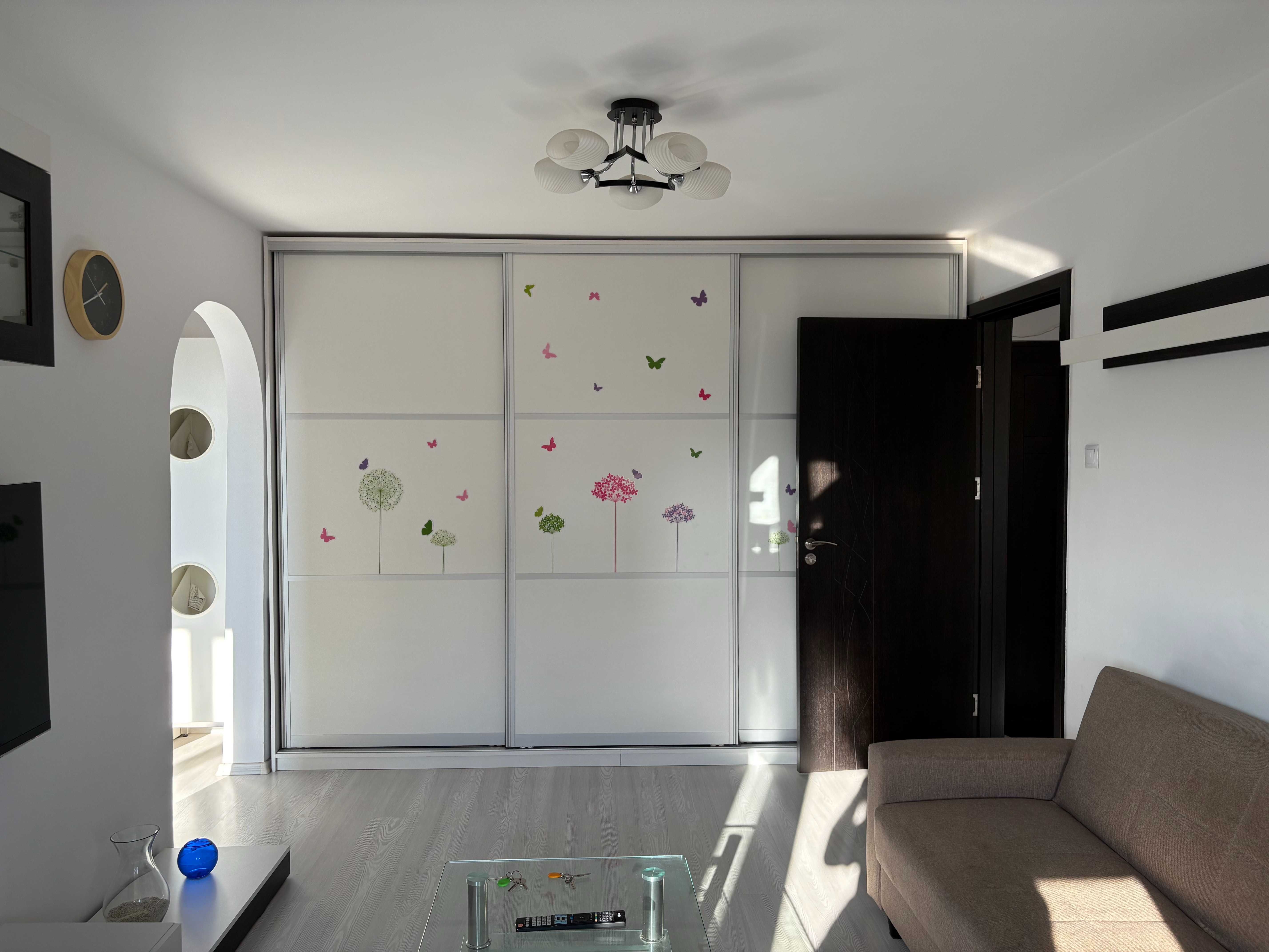 Inchiriez apartament 2 camere Lujerului