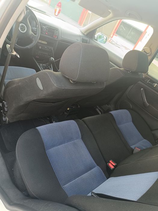 Golf 4 1.6 Benzina {AZD}