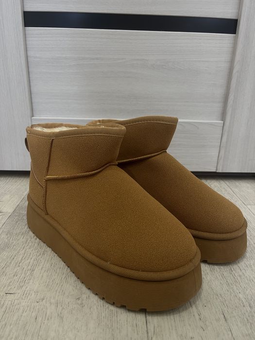 Женские зимние угги (новые)