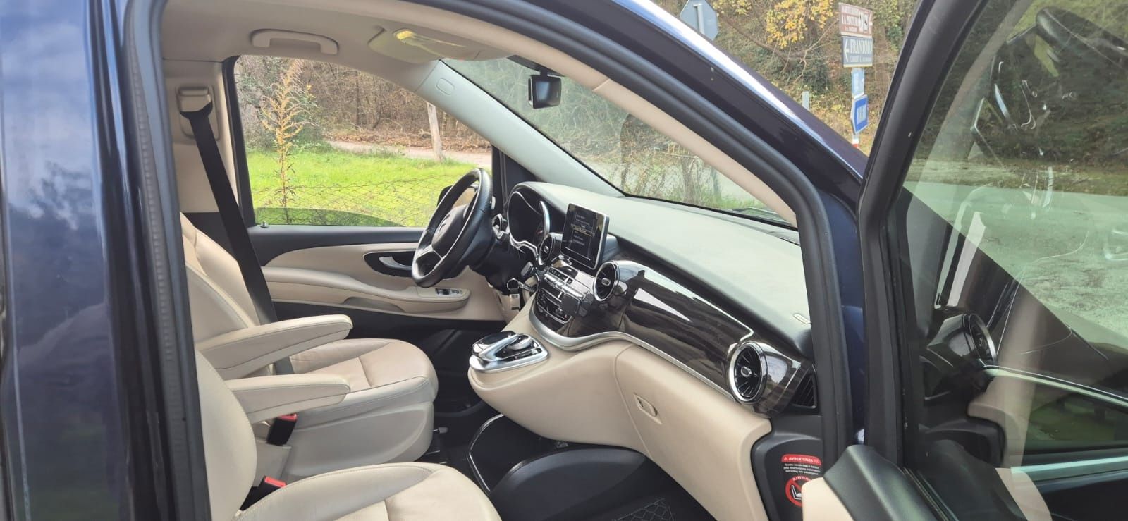 Mercedes v 250 7 locuri