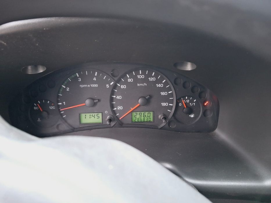 Vand Ford Tranzit 8+1 locuri