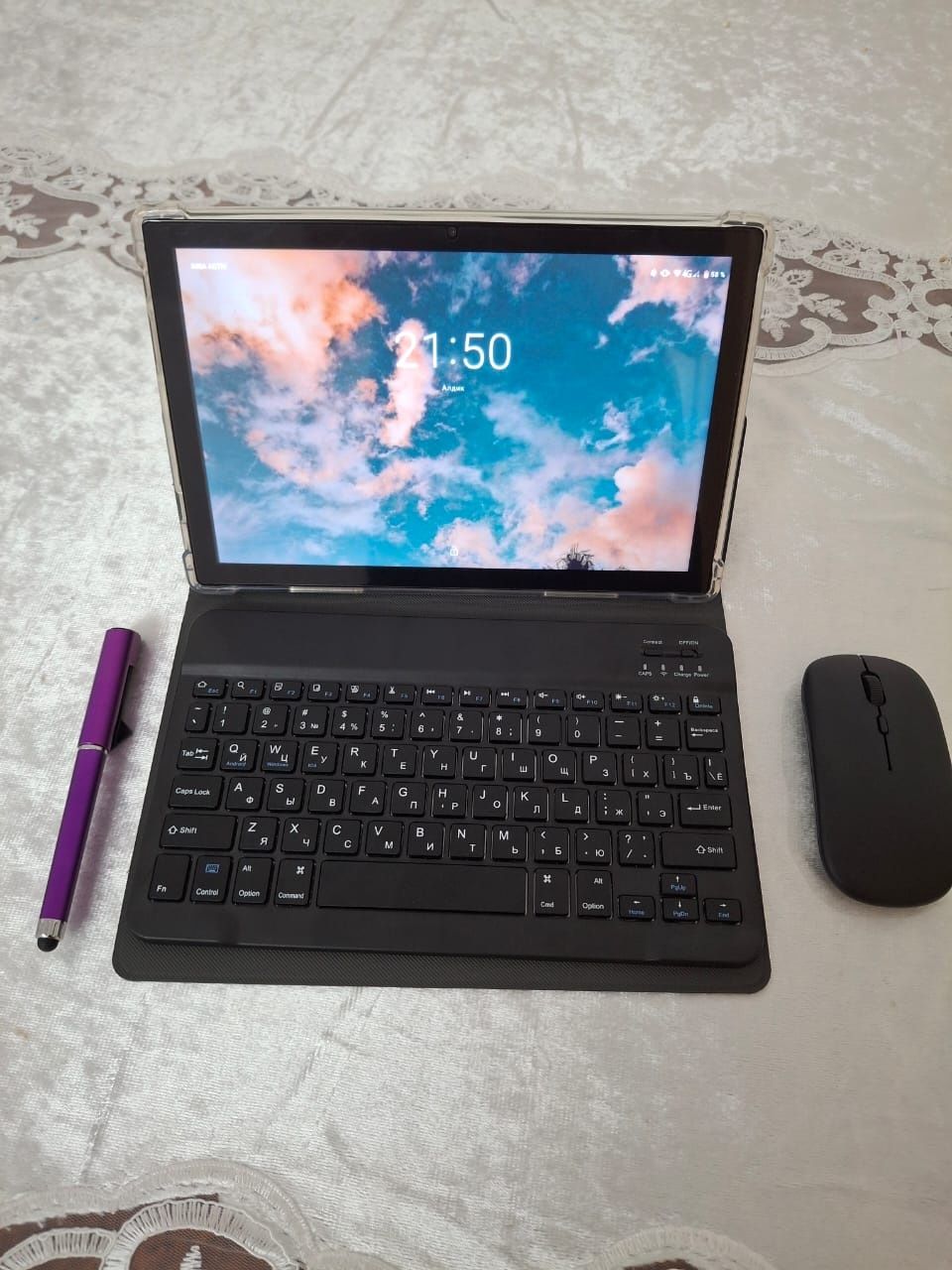 G.  Vill Smart tablet G2000