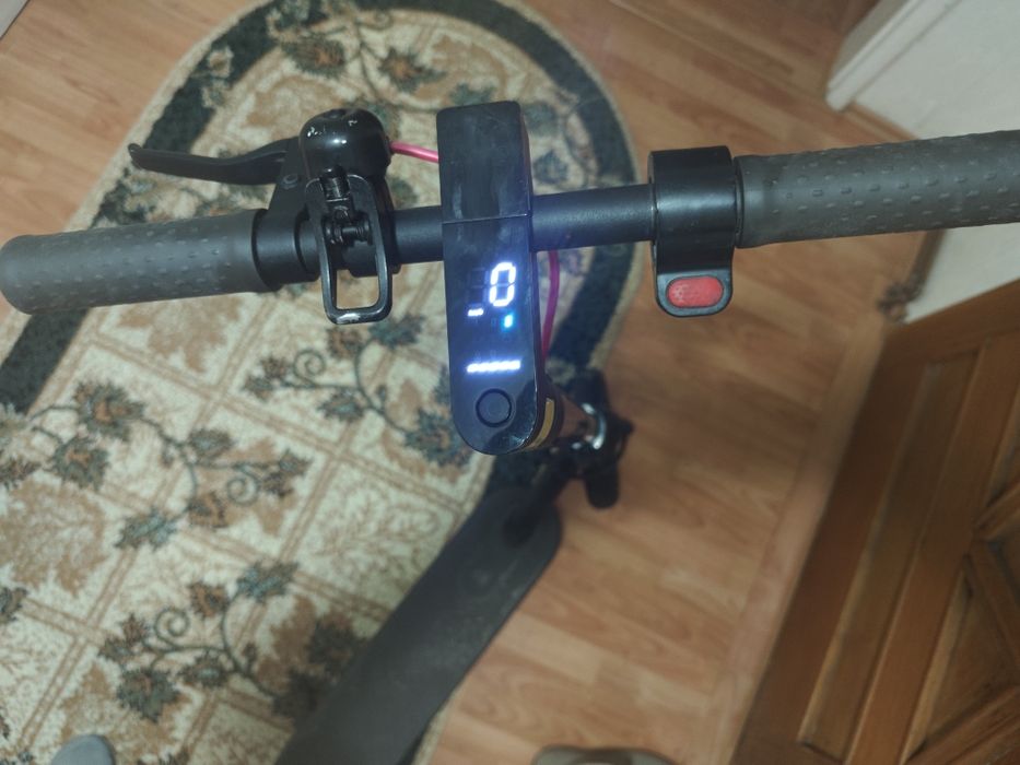 Trotinetă Xiaomi Mi Electric Scooter