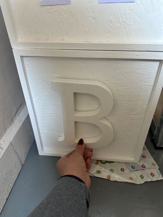 Кубове кутии за декорация под наем