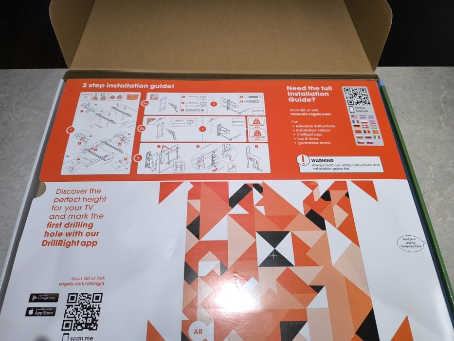 TV Стойка за стена VOGELS TVM 3443 черна, подвижна, до 65 инча и 25кг