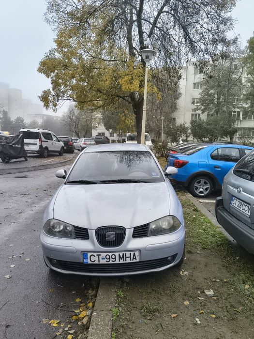 Vând Seat Ibiza pentru dezmembrări