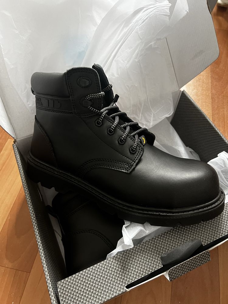 Спец ботинки safety jogger