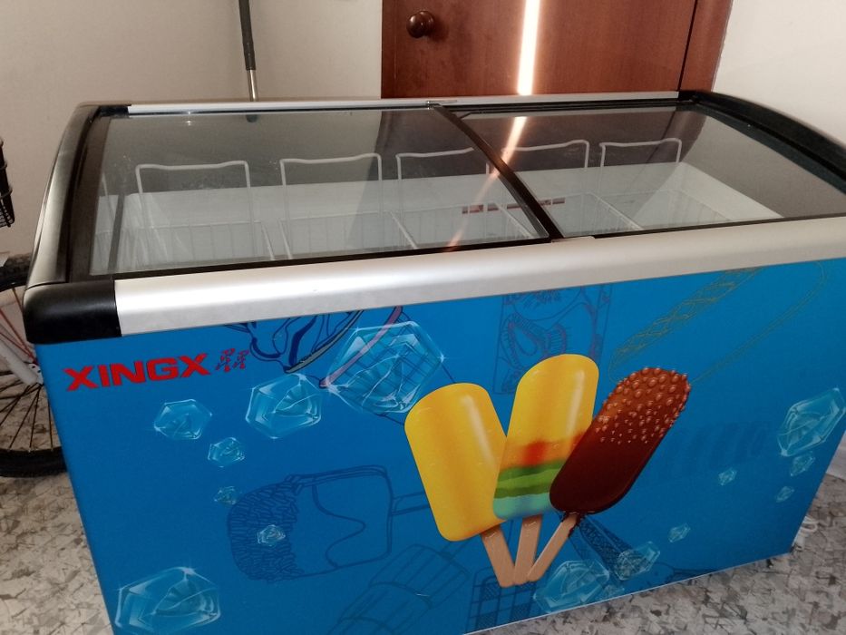 Продам морозильник