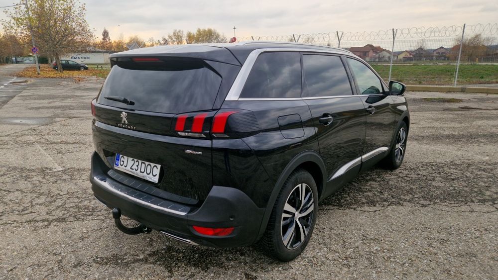 Peugeot 5008 benzina 130 EAT8 GTLine