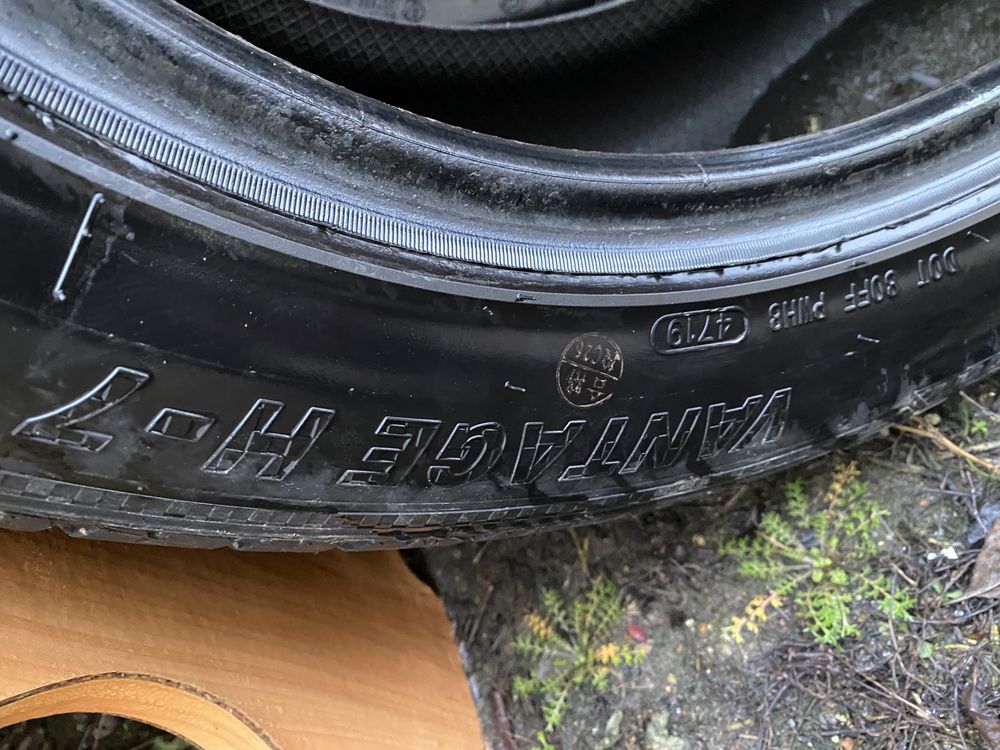 Отличная резина 235/55 R18