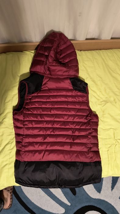 Оригинална грейка (Елек) Umbro на перфектна цена!