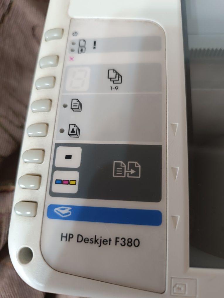 Принтер HP Deskjet F 380